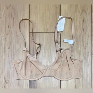 Aerie NWT Smoothez Unlined Underwire Bra 32C Light Beige